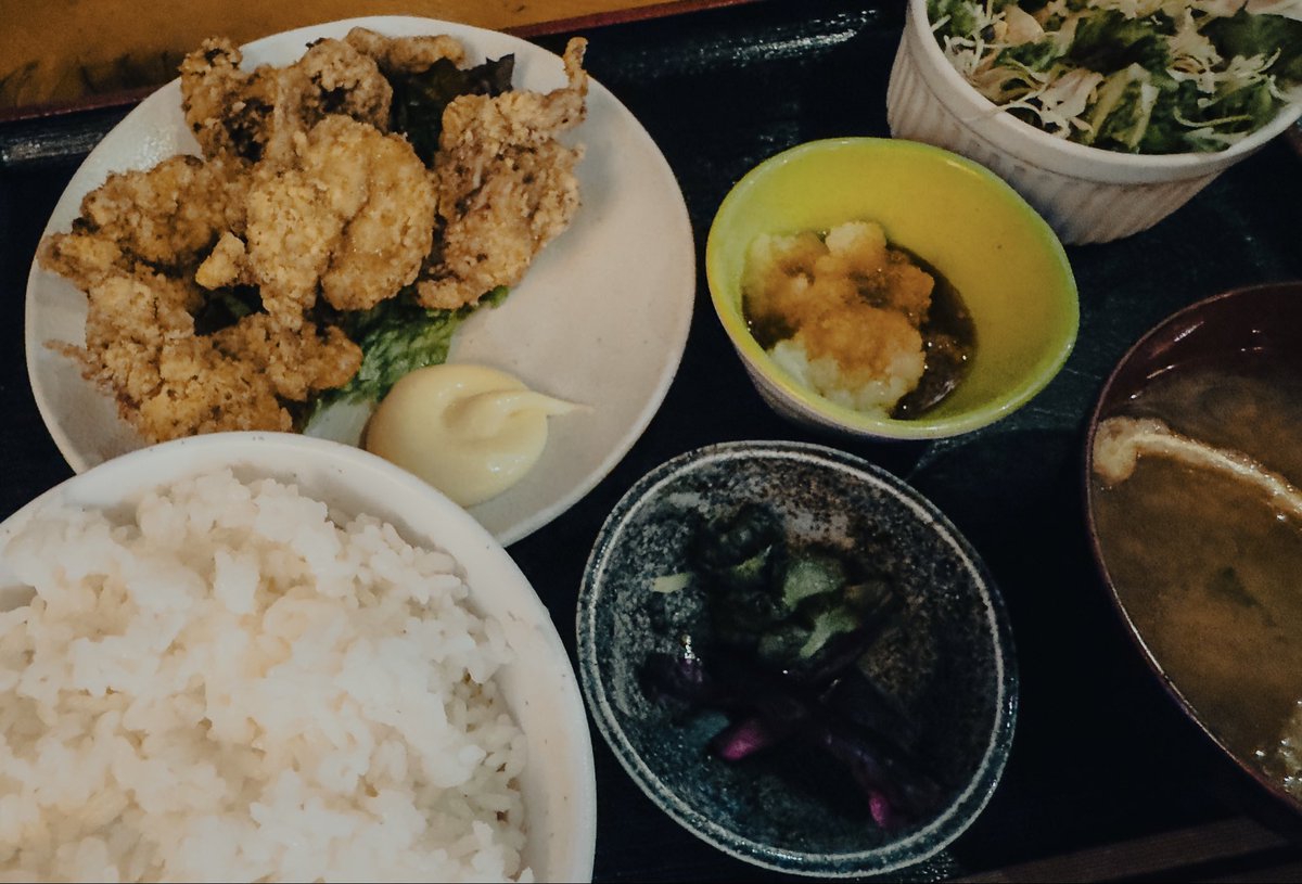 metamon_GG's tweet photo. 本日のランチです
まさかの唐揚げ食べ放題、言葉は何もいらない https://t.co/RdNlZrLYfy