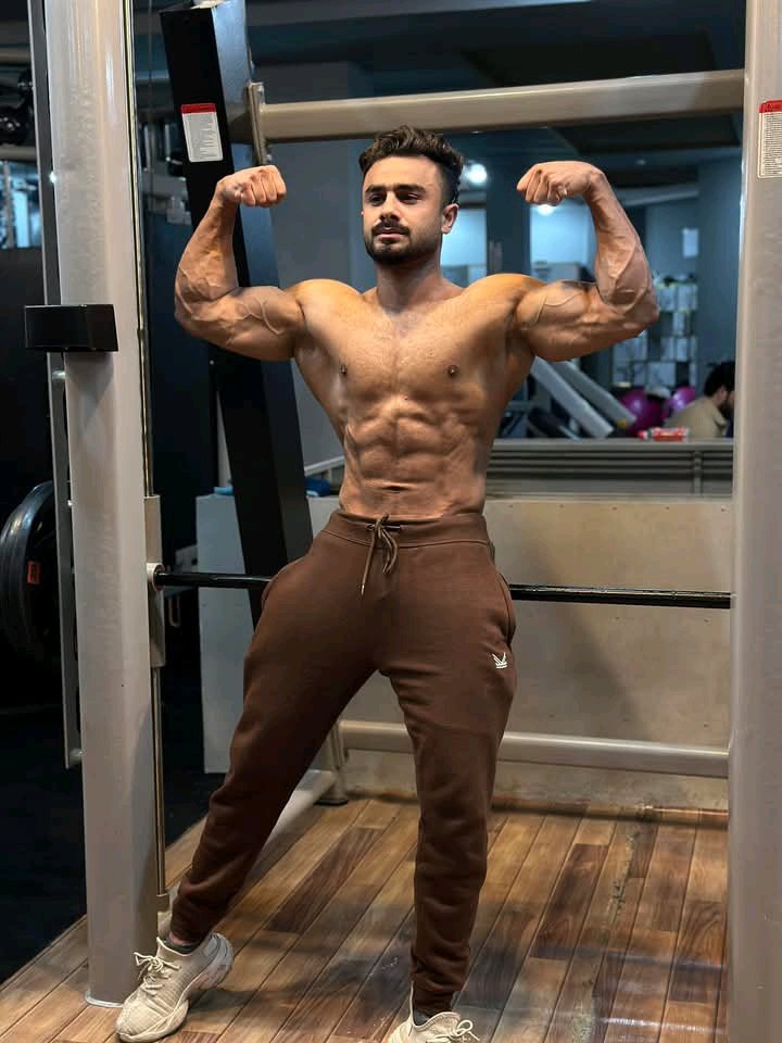 alphabeastology's tweet photo. Alex Saifi 🔥👀
#alphabeastology https://t.co/WKe0q82d3B
