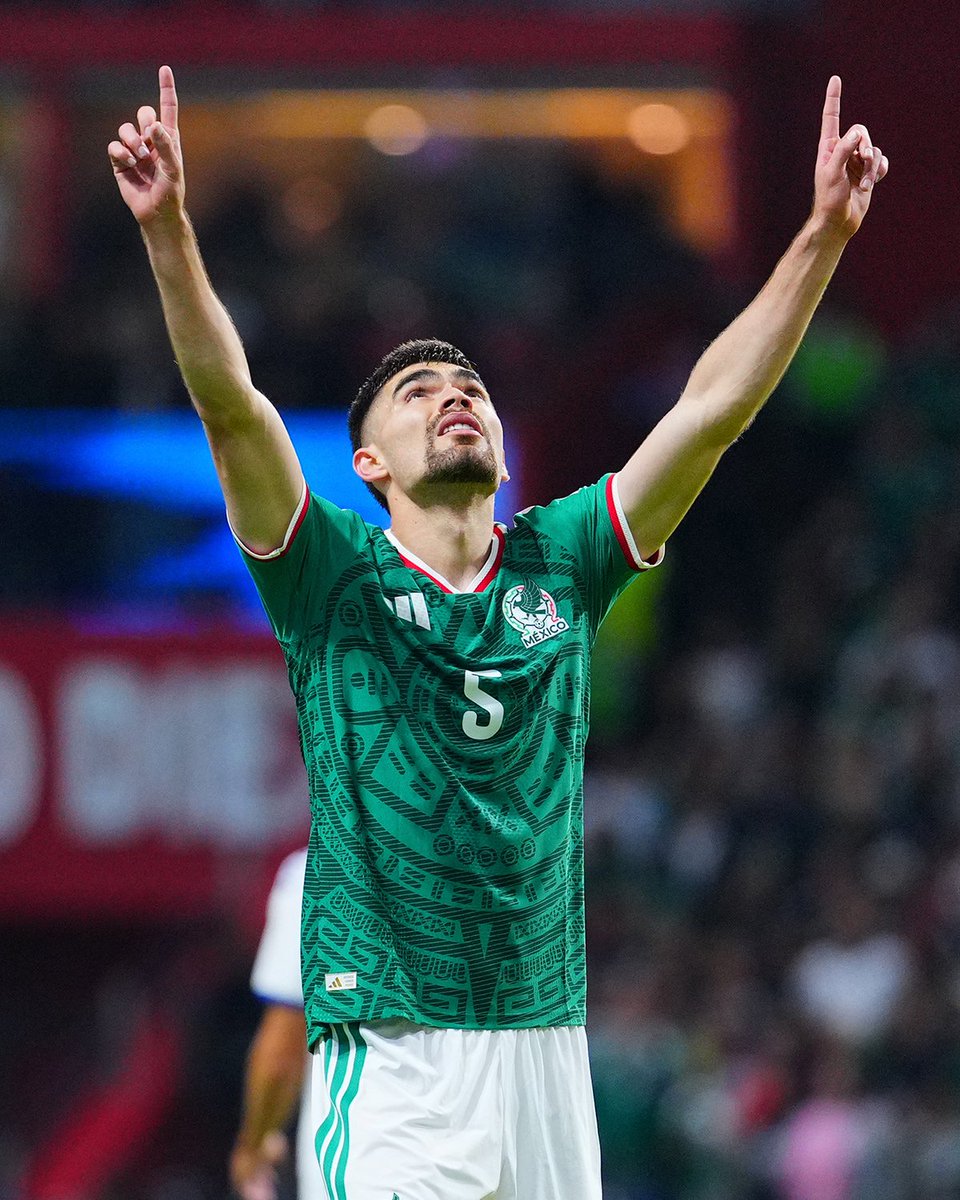 paugr's tweet photo. BIEN Y DE BUENAS 🇲🇽🔥

La selección mexicana cerró de gran manera en su último partido previo a la Copa del Mundo. 

Johan, Raúl y Chavez anotaron por México además de los 2 autogoles.

Con esto, ¿hay ilusión? 🔜 https://t.co/6V2EHDbM8Q