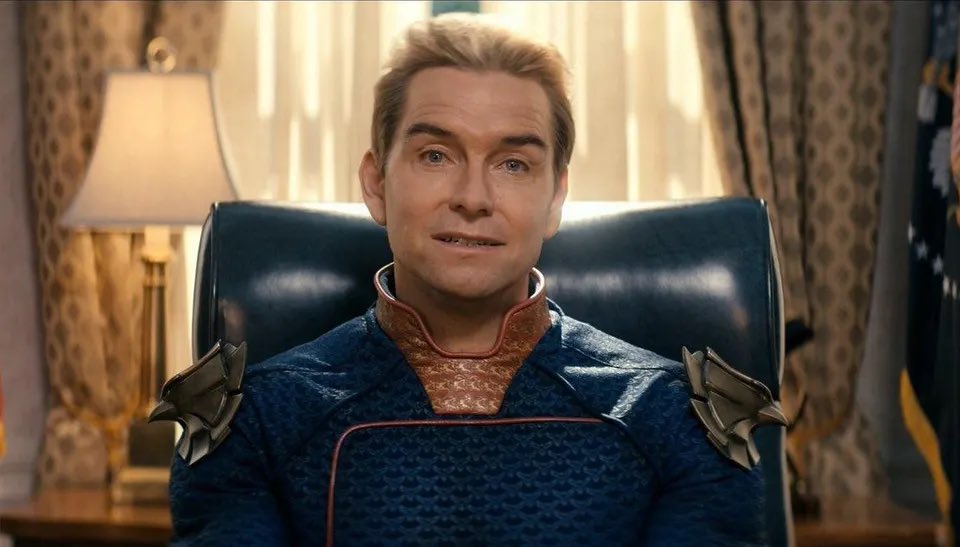 DiscussingFilm's tweet photo. Antony Starr says that AI in movies is horrible.

“‘AI] is coming no matter what’ bla bla bla… Recent movies have proven that people want human stories. Not big ridiculous VFX-driven nonsense

Ever tried to go to an Al movie premiere? The cast are horrible and they hate their human fans.”