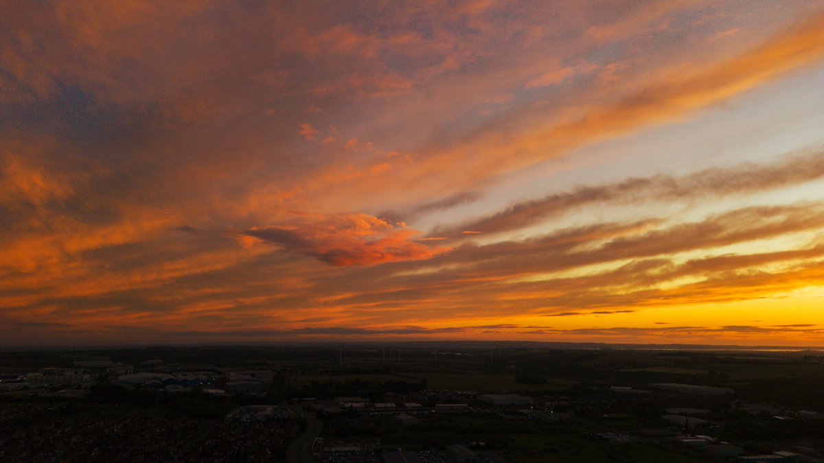 nikoshots's tweet photo. Good morning! Sunrise today https://t.co/IF9cIjp6Qq