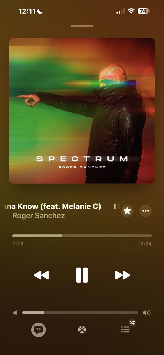 SportyForlife's tweet photo. New @MelanieCmusic song for your Friday is now out! 

https://t.co/gCvPWG37WE https://t.co/YKFhPDnJpG