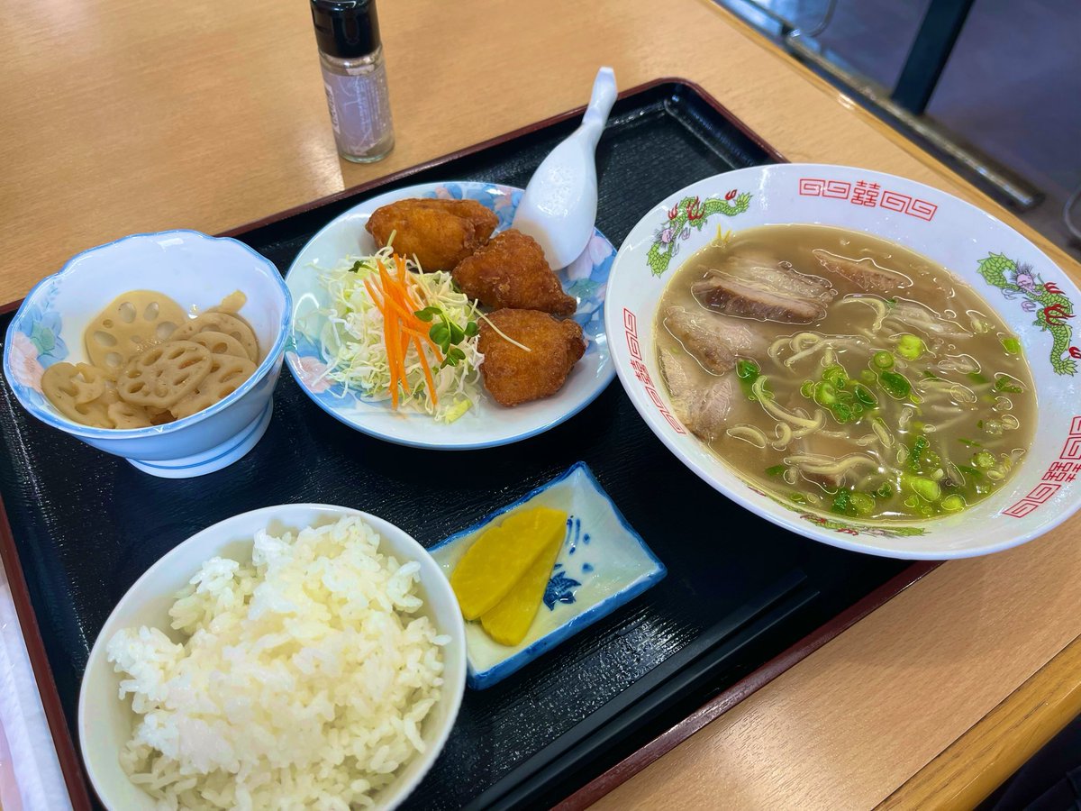 tyansimo's tweet photo. 昼飯 https://t.co/2cuQd20YSJ