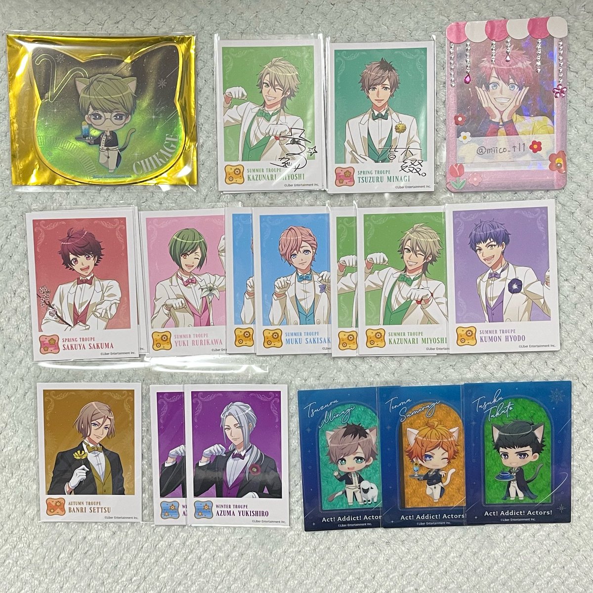 miico_t11's tweet photo. 【交換】 A3! ナンジャ フォトカ フォトカード ①SD ②クリアシート ③コースター 過去弾

譲▶︎ 咲也 真澄 綴 千景 天馬 幸 椋 三角 一成 九門 万里 臣 左京 丞 東 密

求▶︎ ※今弾
①至 綴1
②綴 至 臣 紬
③太一(等身) 至(SD)
※友人分含む

6/13池袋手渡し又は郵送 https://t.co/LM0RknYJky