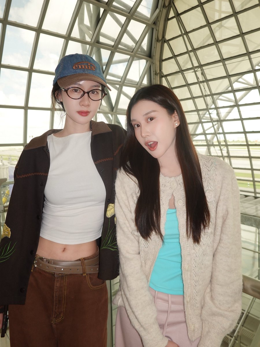 KongthupsArtist's tweet photo. ✨️ See you Philippines 🇵🇭  
💕ฝากเป็นกำลังใจให้ 2 สาว "ออม-โฟค" ด้วยนะคะ 

#omeorm #ffolky
#ออมโฟค #ormfolk
#KongThupsArtist 
#Kongthupsproduction https://t.co/RS9QYAPuBl