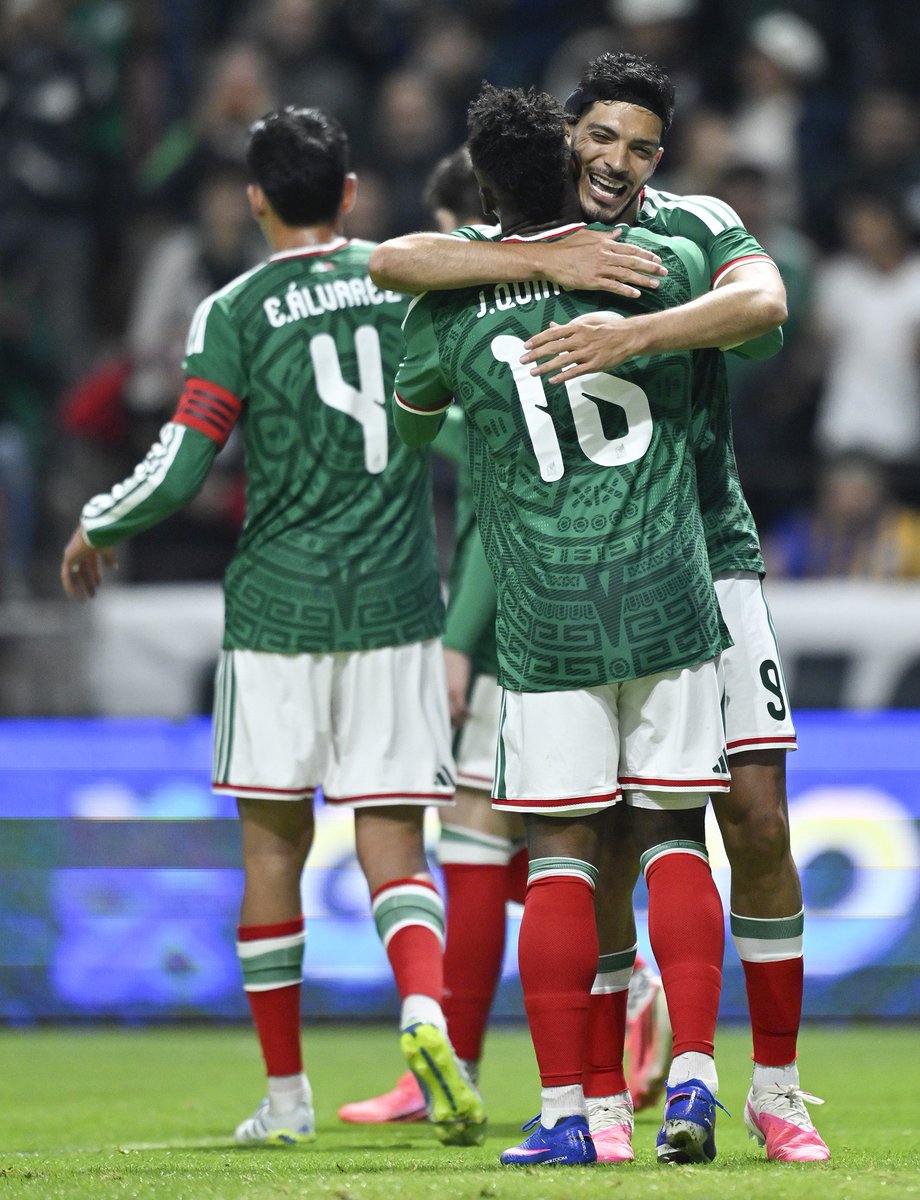 ContramuroM's tweet photo. 🇲🇽 ¡Todos listos! 🇲🇽 La #SelecciónMexicana @miseleccionmx  golea a Serbia en su última prueba antes del @fifaworldcup_es  2026.

👉 https://t.co/kPp52Mmgkd https://t.co/RvGsYuLzWw