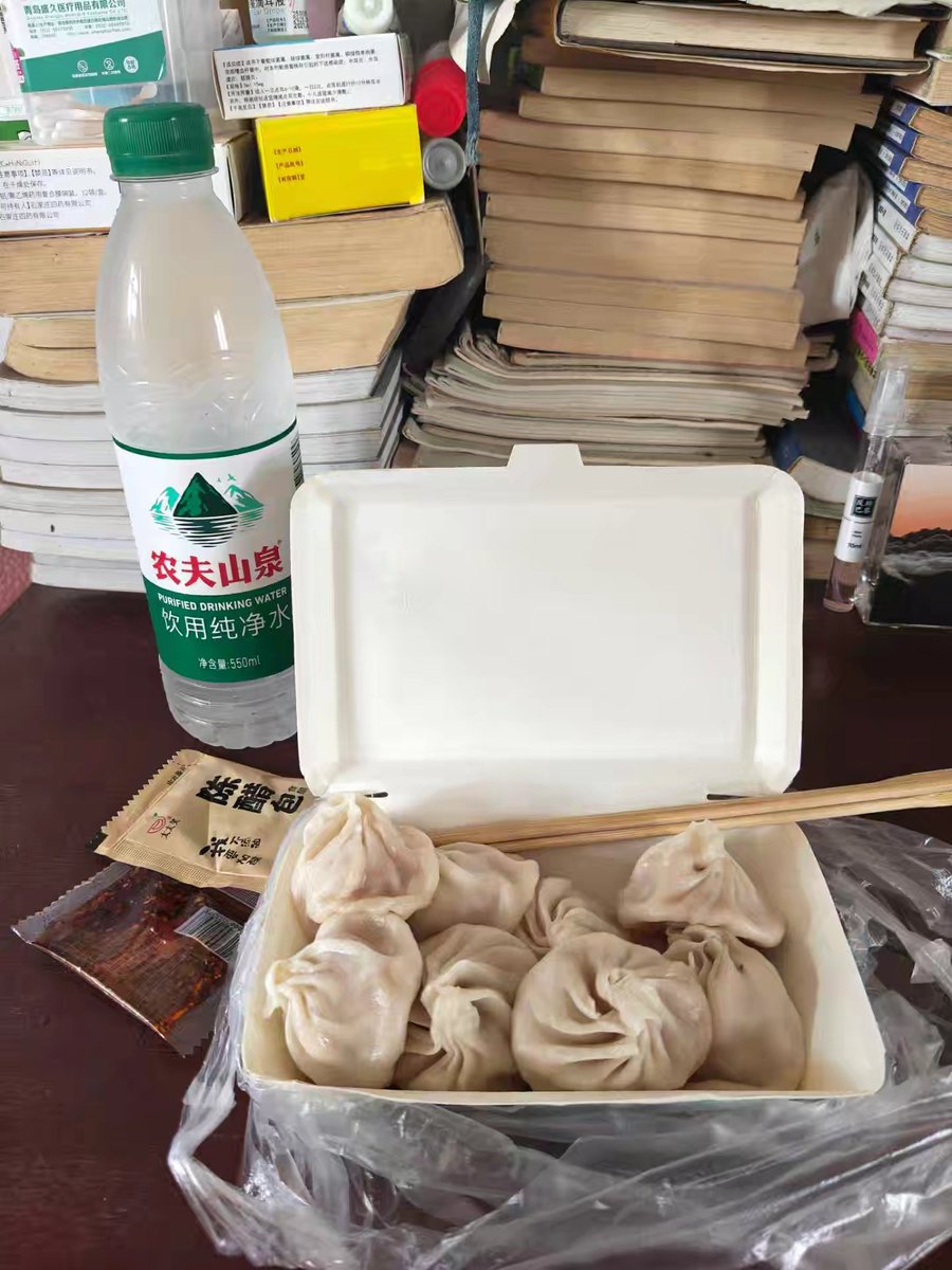 aaaaabbbbcccsss's tweet photo. 午饭😋 https://t.co/Au2uA6u1oY