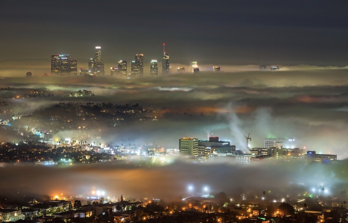 bay_photography's tweet photo. Los Angeles comes alive at night https://t.co/Os8gtBbI7H