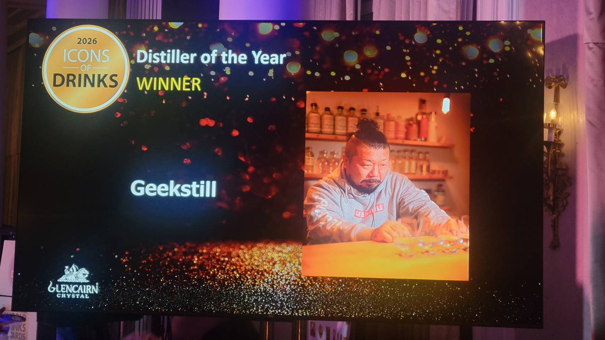 you_sakamo's tweet photo. イギリスで開催されてるWorld Drinks Awardsというコンペティションの中の
Icons of Drinksって部門の
Distiller of the year を
GEEKSTILLが授賞しました！！

2026年世界一の蒸留所に選ばれましたよー👏👏👏

日本の蒸留所で初です！！

いつも応援してくださる皆様、ありがとうございました🥰 https://t.co/vYBN6eD0i0