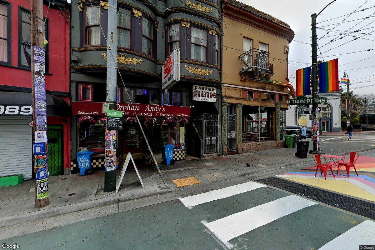 Hoodline's tweet photo. Orphan Andy's, the Castro's storied 24-hour diner of 48 years, was ordered closed over a cockroach infestation — a brutal blow as its retiring owners seek a buyer. https://t.co/Ty0O9GNDTE