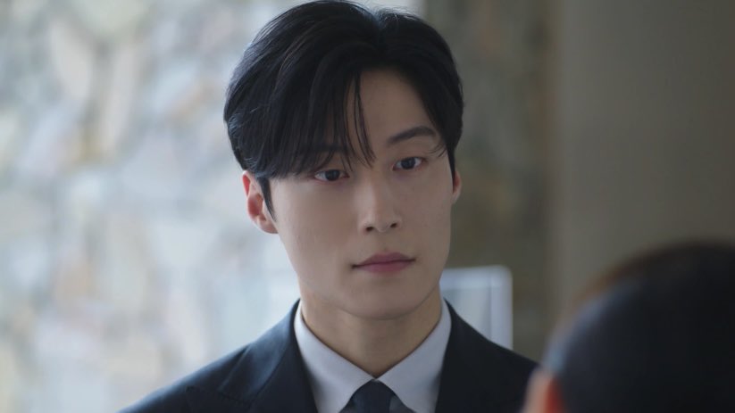빈 tweet media