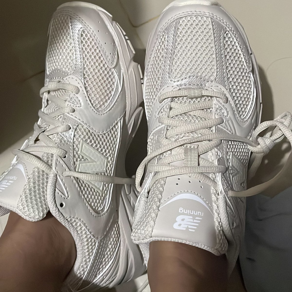 lustxe's tweet photo. hiii! wts sepatu nb530 moonbeam beige, us 5.5, eu 38, ori pembelian di footlocker (april 26)

💸 : 950rb, shopee bisa (+ adm 23%), cod kelapa gading 

baru dipake 2-3x, masih ada box dkk.

🏷️ : nb 530 new balance newbalance https://t.co/jBKlaexyYn