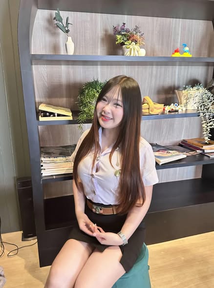 OpenTalkWorld's tweet photo. ไม่ได้เย็นชา…แค่รักษาระยะห่างเป็น https://t.co/WNnSwGyuQC