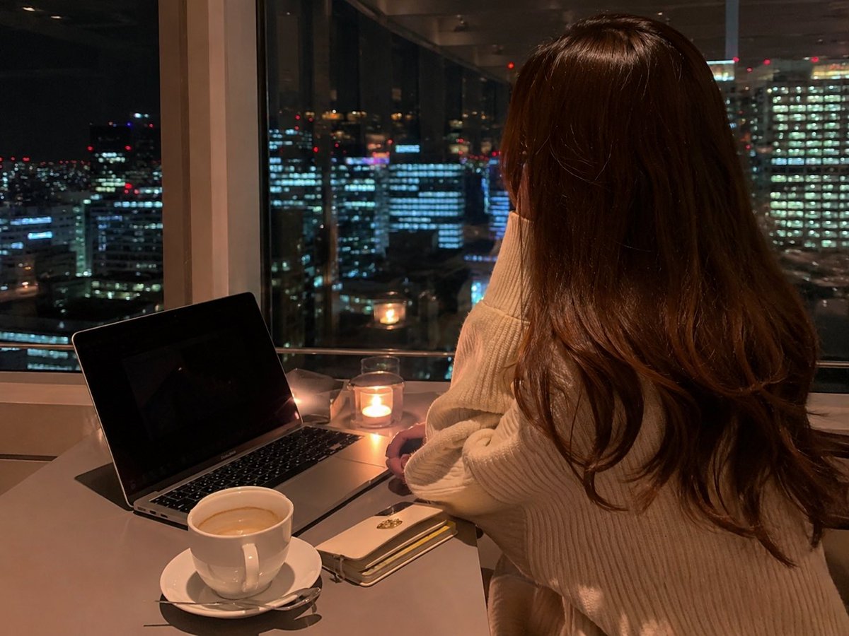 555imq's tweet photo. 【正直に教えてください】

23歳女です。

最近思うんですが、

月収100万円ある人より

毎月5万円でもコツコツ資産を増やしてる人の方が魅力的に見えます。

これって少数派ですか？🥹

男性も女性も正直な意見聞きたいです。

👇あなたならどっち？

①月収100万・貯金0

②月収30万・資産3000万 https://t.co/jXkohLVzO4