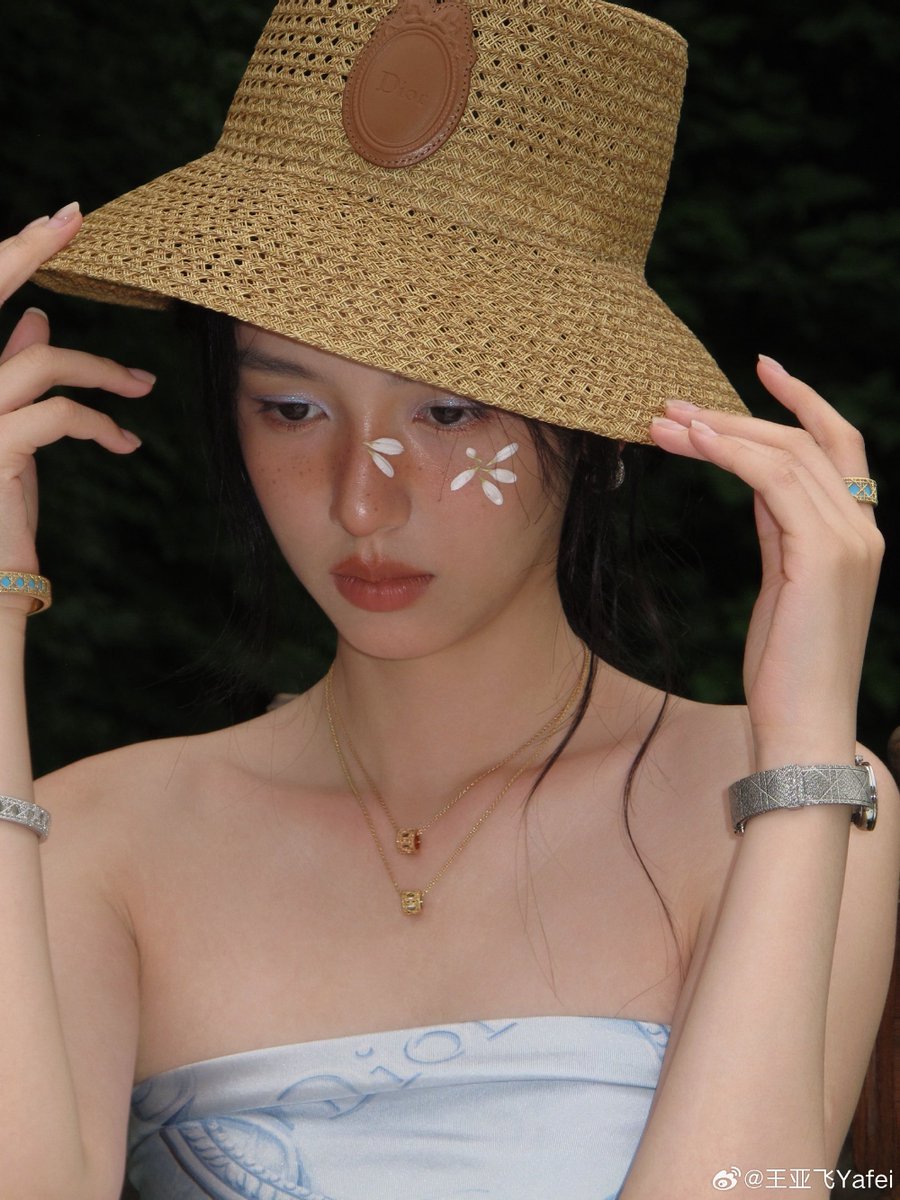 520zhoou's tweet photo. https://t.co/ry5w7cVWqv