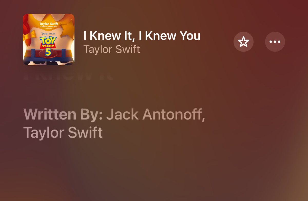 thewillowcape's tweet photo. @taylornation13 it feels like coming home, wearing that same smile 💛 #iknewitiknewyou https://t.co/dlVgkmNJag
