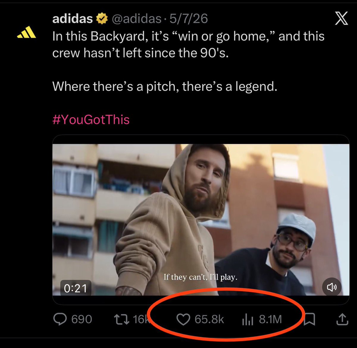 arielipillo's tweet photo. El Comercial de Nike en 12 horas tienes
126k Likes y 12 Millones de views con Cristiano x LeBron y los demás

El Comercial de Adidas en 1 mes tiene 65k Likes y 8 millones de views con
Messi x Bad Bunny 😭😭

Elige a tu Team sabiamente 🐐 x 🐐 https://t.co/LvmSTklhWM
