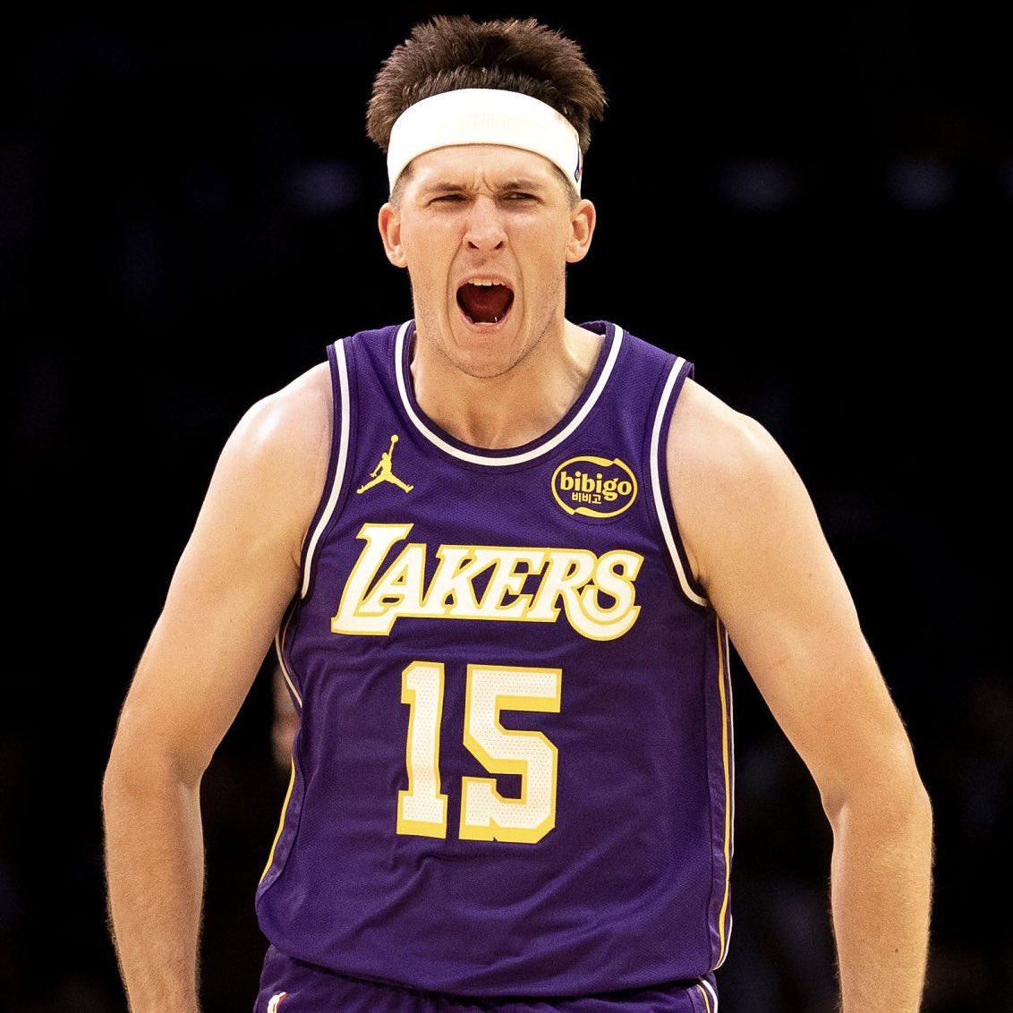 NBAdoPovo's tweet photo. Segundo @BA_Turner, Austin Reaves estaria buscando um novo contrato de 5 anos no valor total de U$240 milhões com o Los Angeles Lakers

Ainda é incerto sobre se ele toparia dar um desconto e facilitar as coisas https://t.co/vLRfRmKULv