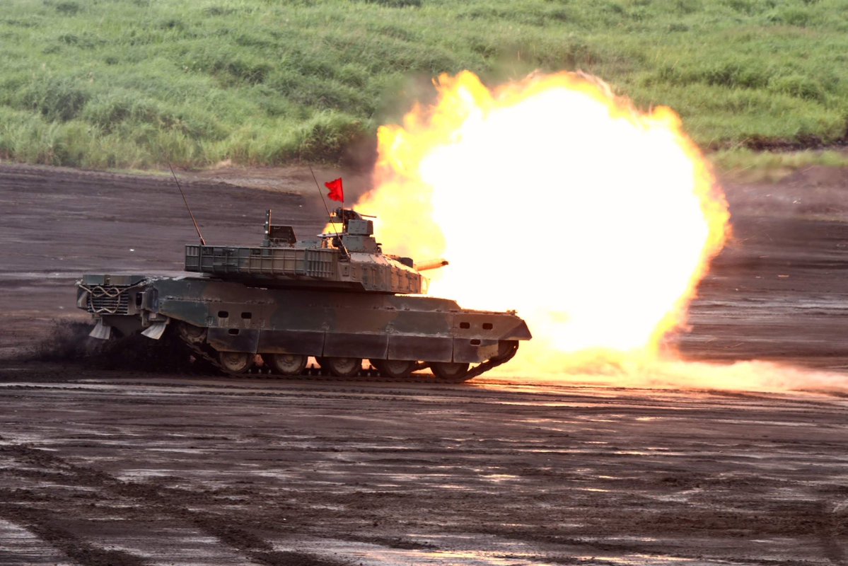 JGSDF_QED's tweet photo. 総火演研修行って来ました！

（画像は一般公開されてた頃のです） https://t.co/Eh2r0GrfuD