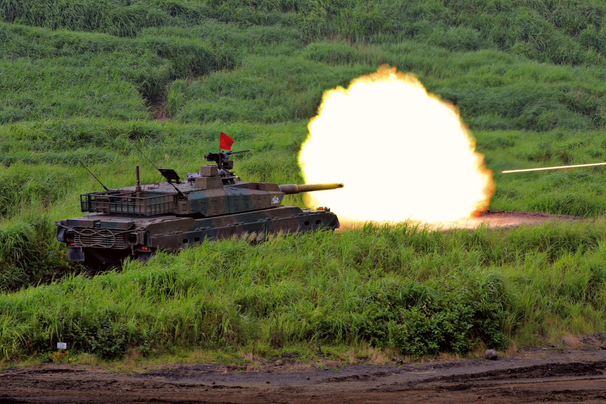 JGSDF_QED's tweet photo. 総火演研修行って来ました！

（画像は一般公開されてた頃のです） https://t.co/Eh2r0GrfuD
