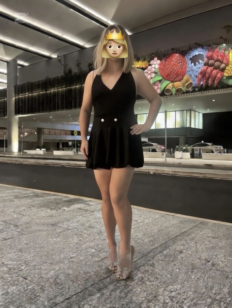 HollyBlondeAus's tweet photo. Friday night in Brisbane…where should I go out for dinner and drinks? Any suggestions? Why aren’t there any hot older gentlemen who want to spoil me here!

#transgirl #brisbanetrans #femboy #femboi #crossdreser #sydneytrans #melbournetrans #sissy https://t.co/PJmKc0Ibkt
