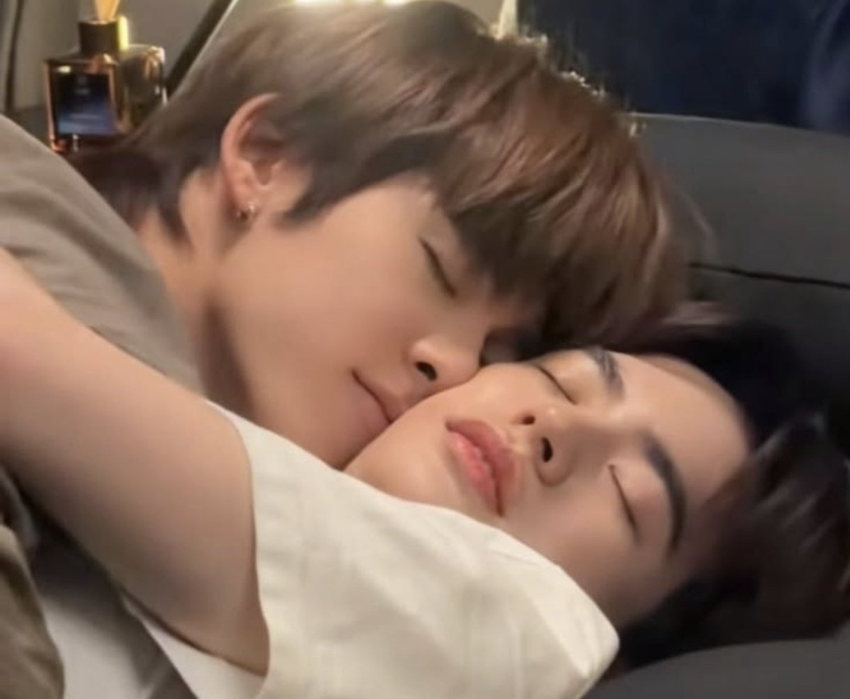 2teepvr's tweet photo. eepy eepy 💤💤 https://t.co/Vx2gy2hyyU