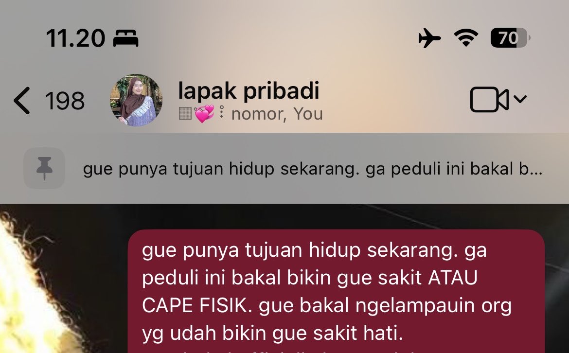 pageofrey's tweet photo. sorry if being too offensive di siang bolong, tp istg im fking outraged as hell now, and im not that naif tho it is REALLY possible to me. all my tujuan hidup baru gue bakal possible https://t.co/TkwxgAqZad