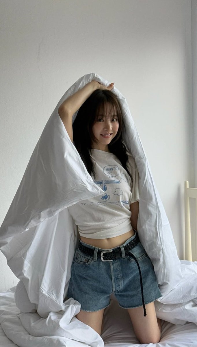 Dearest_Daphne's tweet photo. BABE BOYOUNG 🔥 https://t.co/WGUSzf7Dec
