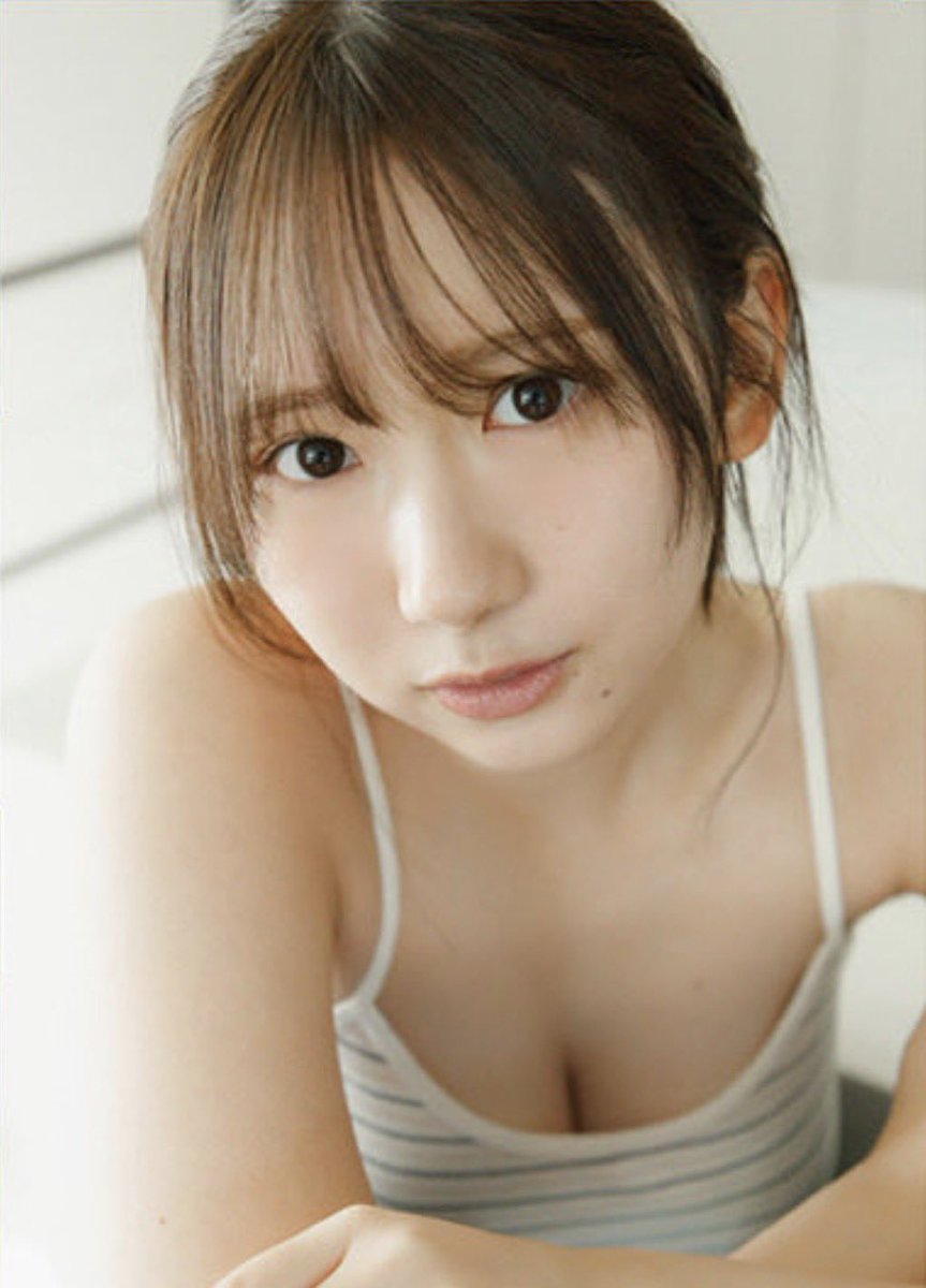Quattro511's tweet photo. 小動物みたいな目と口元のギャップに惹かれるんだよな
#藤嶌果歩1st写真集 #藤嶌果歩
#日向坂ちゃんねる https://t.co/rfgx10uhoG
