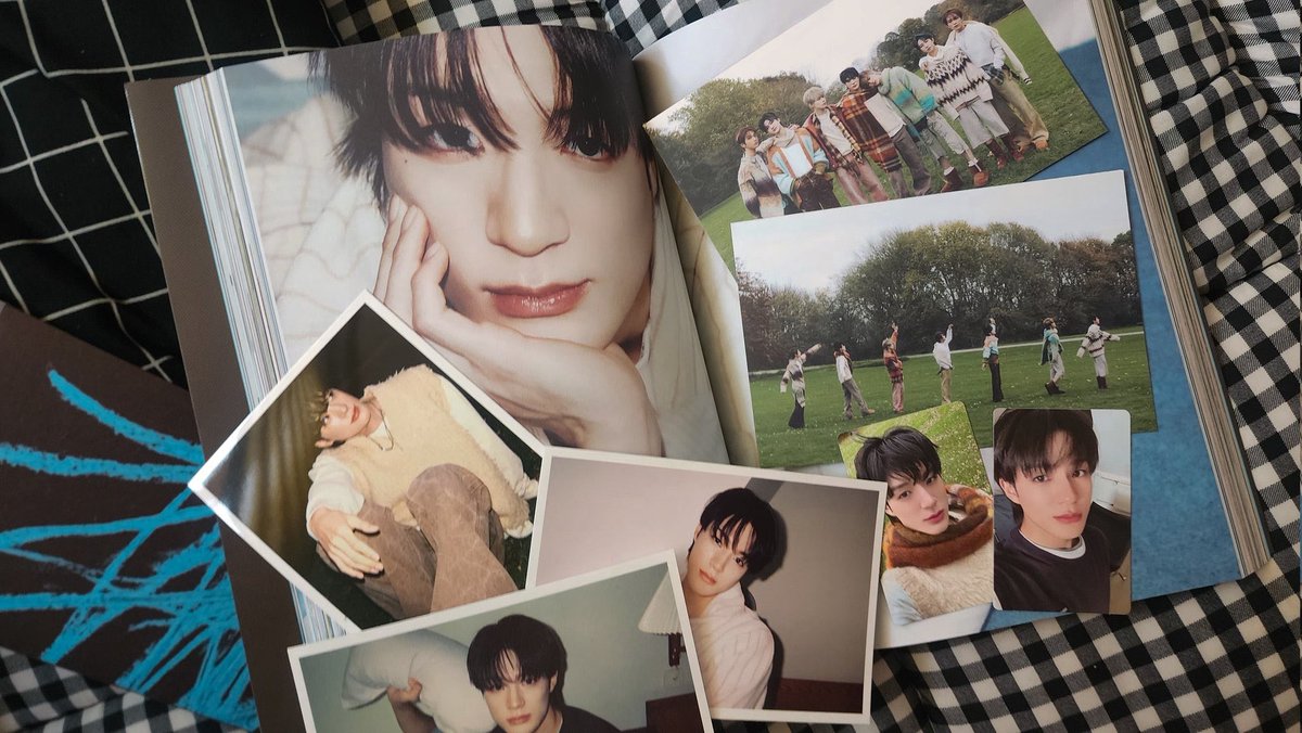 zlzhhh2's tweet photo. 예쁘다.. https://t.co/aFOmHNOWHj
