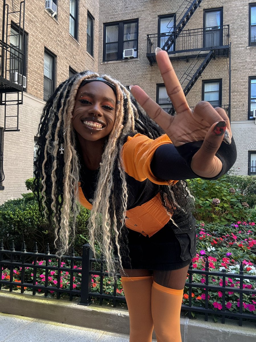 theehellpriest's tweet photo. Always thinkin about my Naruto cosplay :) https://t.co/fzq7Pkn84D