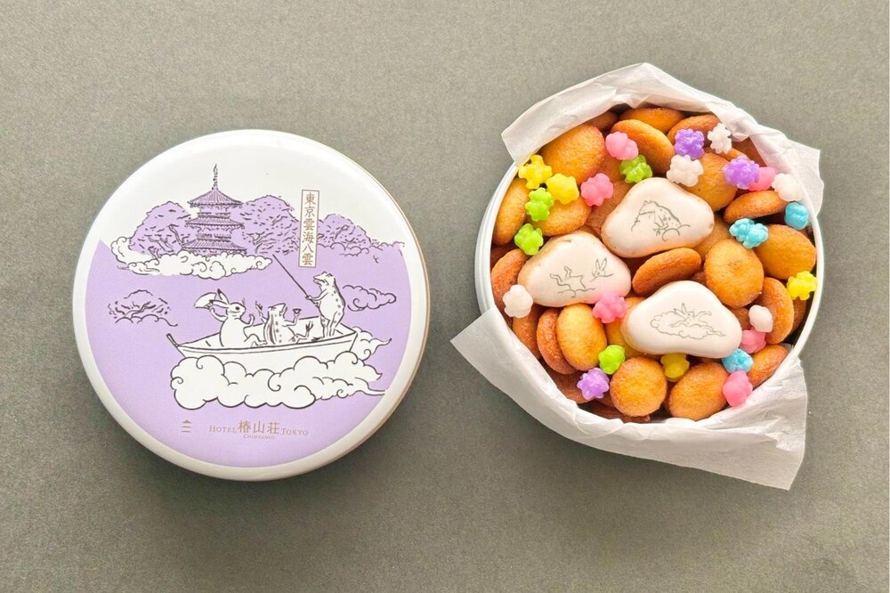 fashionpressnet's tweet photo. ホテル椿山荘東京「鳥獣戯画」雲形クッキーや金平糖入り限定缶、兎や蛙たちが“雲海遊び” - https://t.co/tdMyHAZRSE https://t.co/OwKTpnfCtK