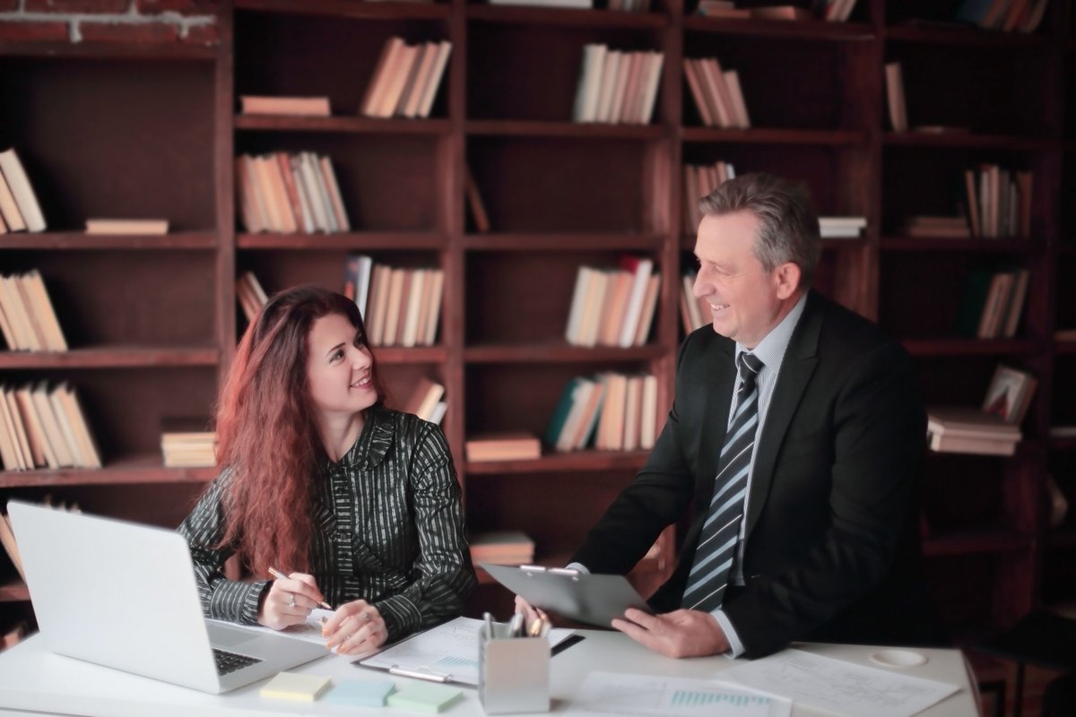 OnHandel's tweet photo. When legal issues arise, finding the right representation is everything. Our directory connects you with qualified attorneys ready to help. Need expert guidance? Start your search with us today! ⚖️🤝 #handelonthelaw #billhandel #lawradio #lawdirectory #lawyerwebsite https://t.co/k404a43JGX