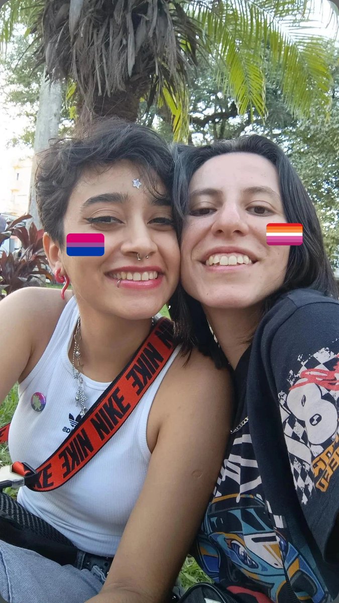 srta_duh's tweet photo. Também quero mostrar meu relacionamento sáfico❤️🥳 https://t.co/eB88VPbyDg