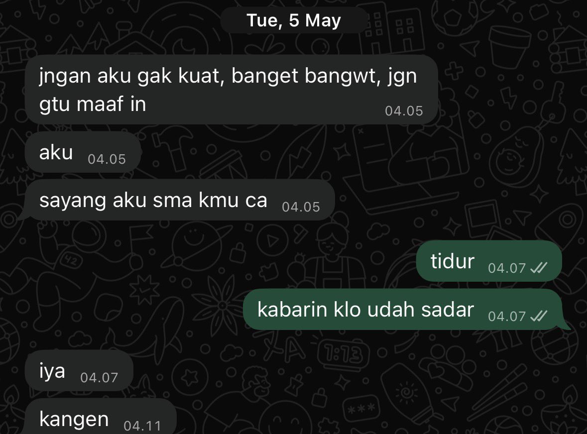 calissuess's tweet photo. gw ijin ikut tren jaman edan ini https://t.co/ctxpwf1r5r