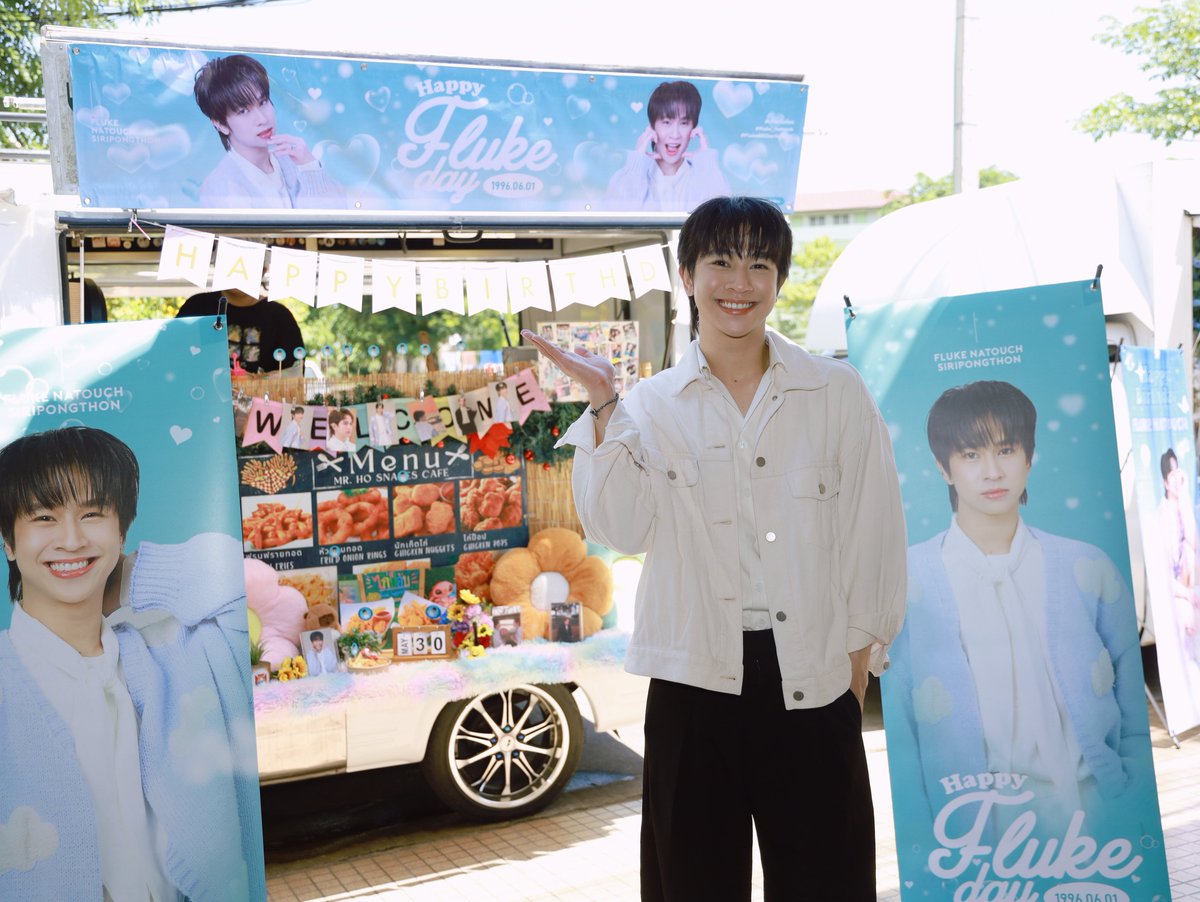 superscenenews's tweet photo. 30 ยังแจ๋ว!! “ฟลุ้ค ณธัช” ชวนน้องชายคนสนิท “ปีเตอร์แพน” นำทีมแฟนคลับอิ่มบุญบ้านภูมิเวท ก่อนจัดแฟนมีตสุดอบอุ่นฉลองวันเกิดอายุครบ 30 ปี

#Fluke30thBirthdayParty #FLUKE30sDiary #Fluke_Natouch #เจ้าแก้มก้อน

อ่านต่อ 
https://t.co/RrEpMYg9KU https://t.co/YmGrhzK59S