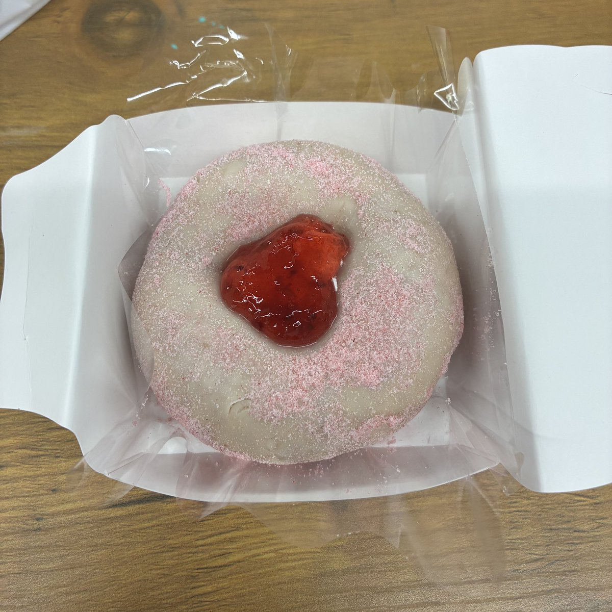 CORTILE_AMU's tweet photo. 念願のもっちゅりん食べた！🍓💕 https://t.co/tgYBRwAxzz