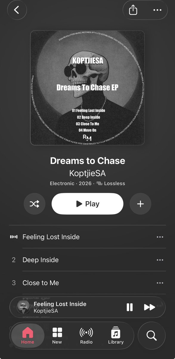 tebogo_leso's tweet photo. @Vokzman @koptjie_sa20  - Dreams to Chase EP
@RuneSibiya  - Illusions EP 
@bob_ezy - My Work My Cost 
@bhutlish01 &amp; Obrigada - Feel Good EP https://t.co/ANOg0fPuSu