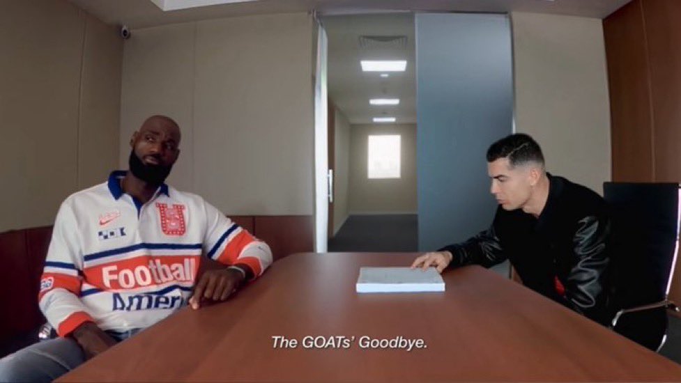 badboydopes's tweet photo. @ComplexSneakers The GOATs goodbye clears https://t.co/1PBJhWaFyW