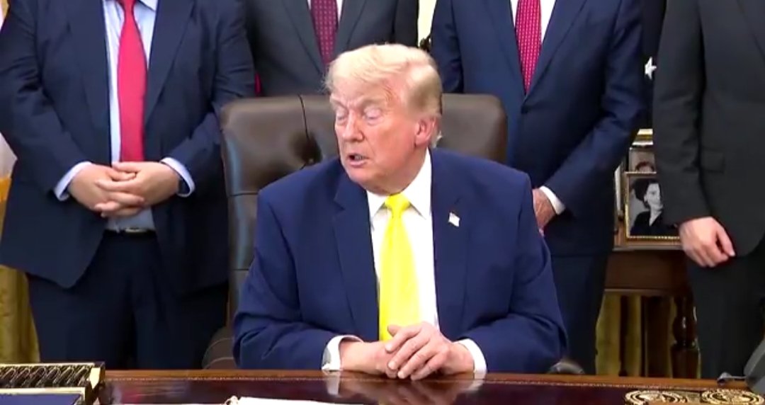 For44870Peace's tweet photo. @Reuters Mr. @realDonaldTrump,as a global citizen for peace:
"How does calling Cuba a 'failed nation' & tightening sanctions help build a 'nicely run country' that feeds its people,instead of deepening humanitarian suffering & instability?"
#TrumpCuba #USSanctions #VoiceForGlobalPeace https://t.co/iu67UlqXkL
