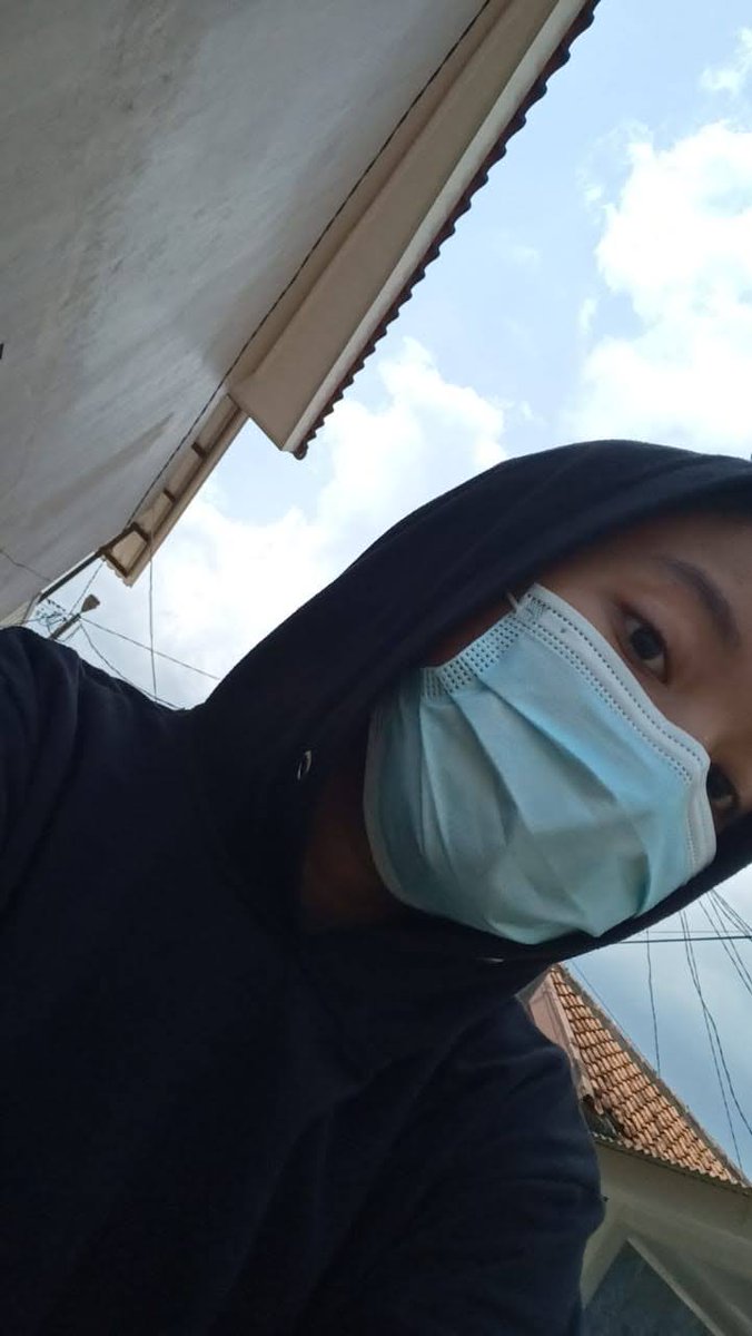 bitchynira's tweet photo. morningg https://t.co/fPkyi3DuyC
