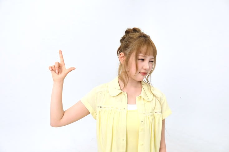 yeonpicst's tweet photo. ye-on at h2h pin update https://t.co/DwENtujcuo