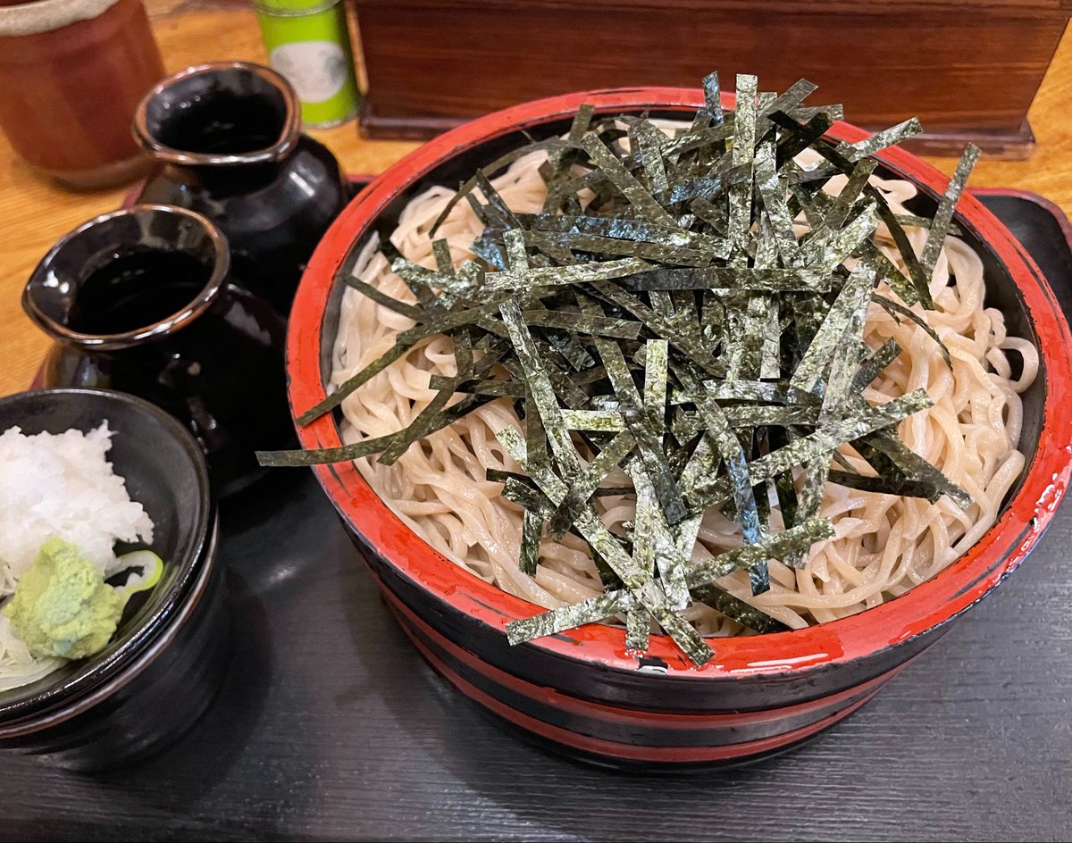 tocchimo_asobi's tweet photo. 私が存じ上げない方でも、どこへ行っても、どこで名前を出してもご存知頂いていてお話が通るのは本当にありがたい

今までの頑張りが実を結んでいると感じると、本当に感謝感謝👏✨

よーし！午後も頑張ったりましょーーッッ
#食べるの大好き組 https://t.co/xJZlJz0YQo