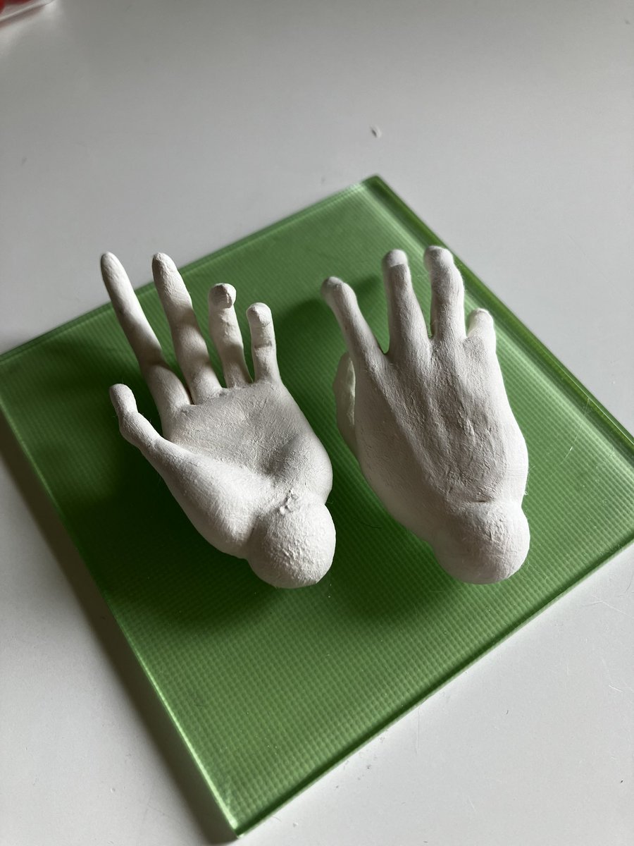 Naopolitan's tweet photo. そしてかなーり力入れして作っていた両手 https://t.co/LhwWTekDiJ