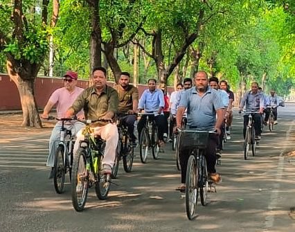 MCMDAVCW's tweet photo. On the occasion of World Bicycle Day 2026, NSS units &amp; Physical Education Dept. @MCMDAVCW, in collaboration with Eco-Club- Parivesh, held Cycle Rally to spread awareness about the benefits of cycling in reducing pollution, promoting fitness &amp; contributing to a sustainable future. https://t.co/1TIYcHe76S