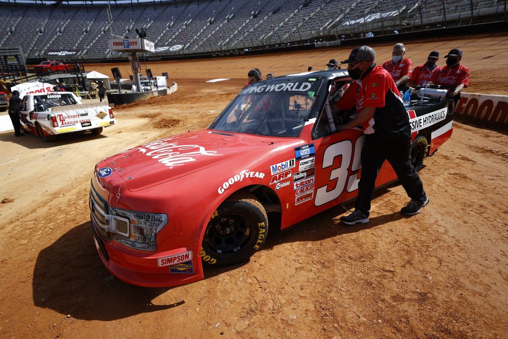 Fluggswashere's tweet photo. I genuinely only remember this truck because I remade it. In the 2021 Bristol Dirt race @RyanJNewman tried to make the race with a new team called DCC Racing, however sadly the team would DNQ.
#ForgottenRidesFriday #ForgottenRides #NASCAR #RyanNewman #CocaCola #DCCRacing https://t.co/jnLAZUrhaw