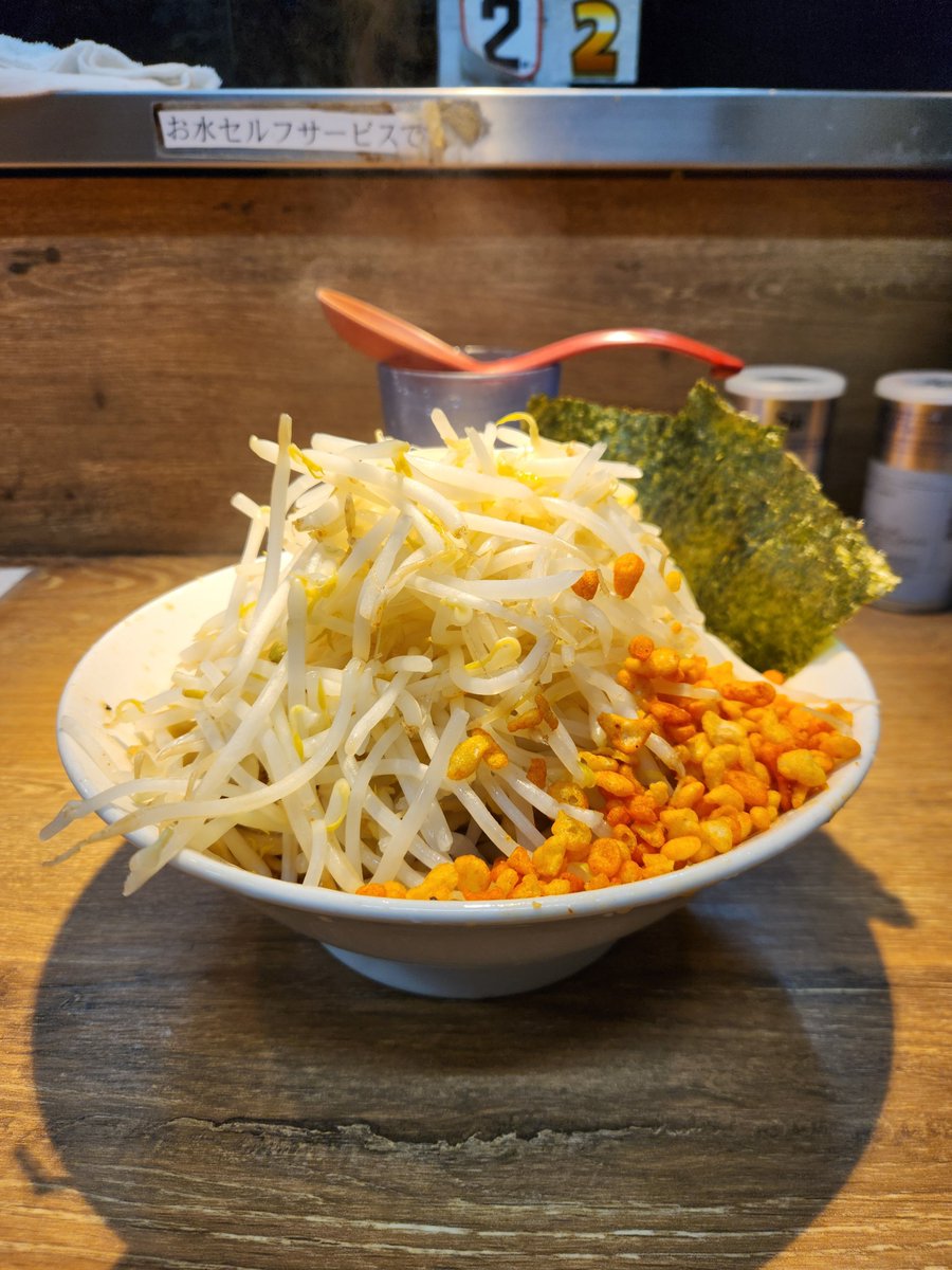 menbou_mantaro's tweet photo. 矢向
『自家製麺　浜一』
ミニ汁なし２５０㌘
ﾒﾁｬｸﾁｬｹﾞﾝｷﾃﾞﾀﾖ––(๑˃̶ ꇴ ˂̶)♪
ごちそう様でした(๑´ڡ`๑) https://t.co/wY6tpdKP0w