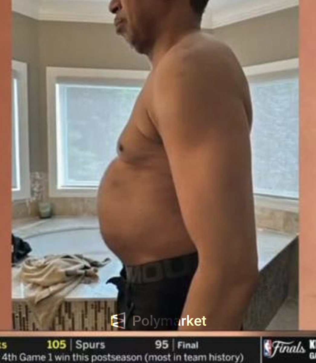 PolymarketSport's tweet photo. 🚨BREAKING: Stephen A. Smith is now 9% body fat after being 29% during COVID.

Per, Stephen A. Smith