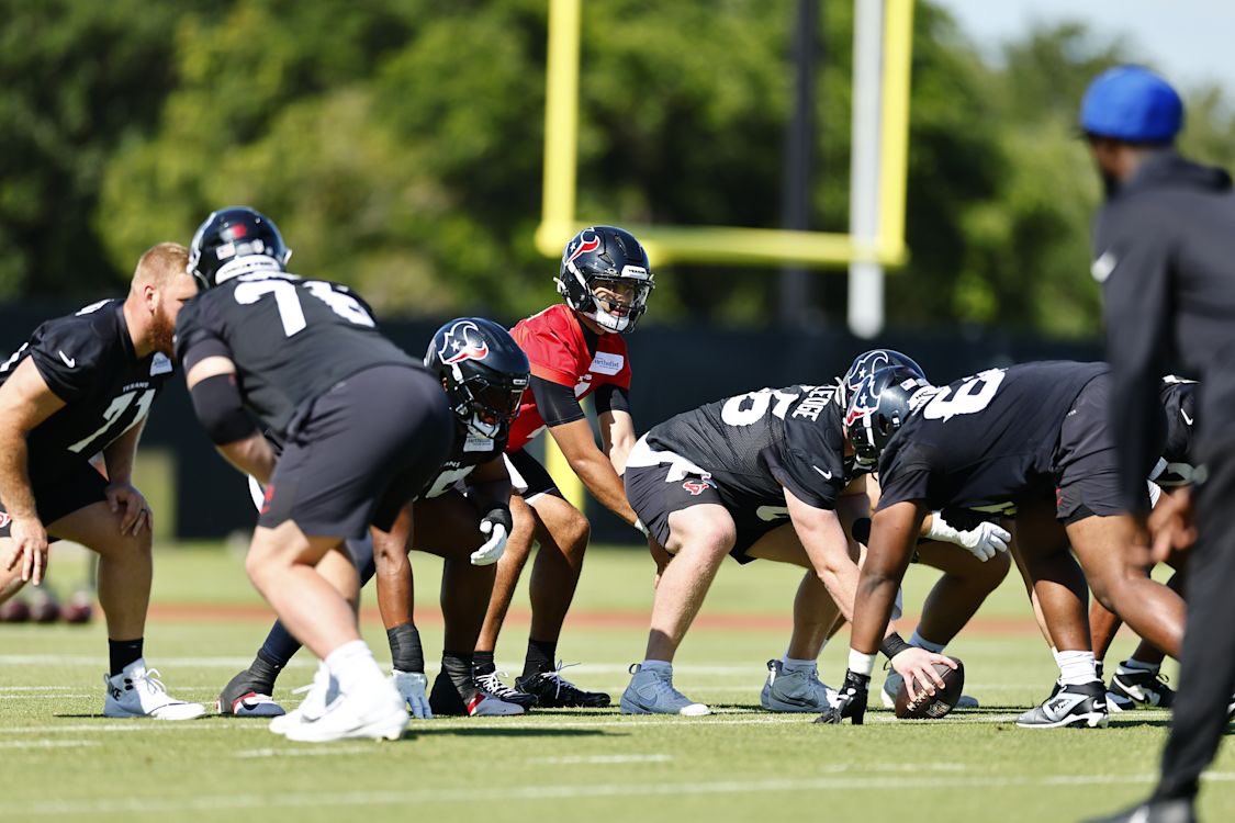 JacobBarzilla's tweet photo. C.J. Stroud taking snaps from rookie OL Keylan Rutledge during walkthroughs during the first OTA session.

Houston’s first team OL in walkthroughs here appears to be:

LT - Aireontae Ersery 
LG - Wyatt Teller 
C - Keylan Rutledge 
RG - Ed Ingram 
RT - Braden Smith https://t.co/j3lQstlzlB