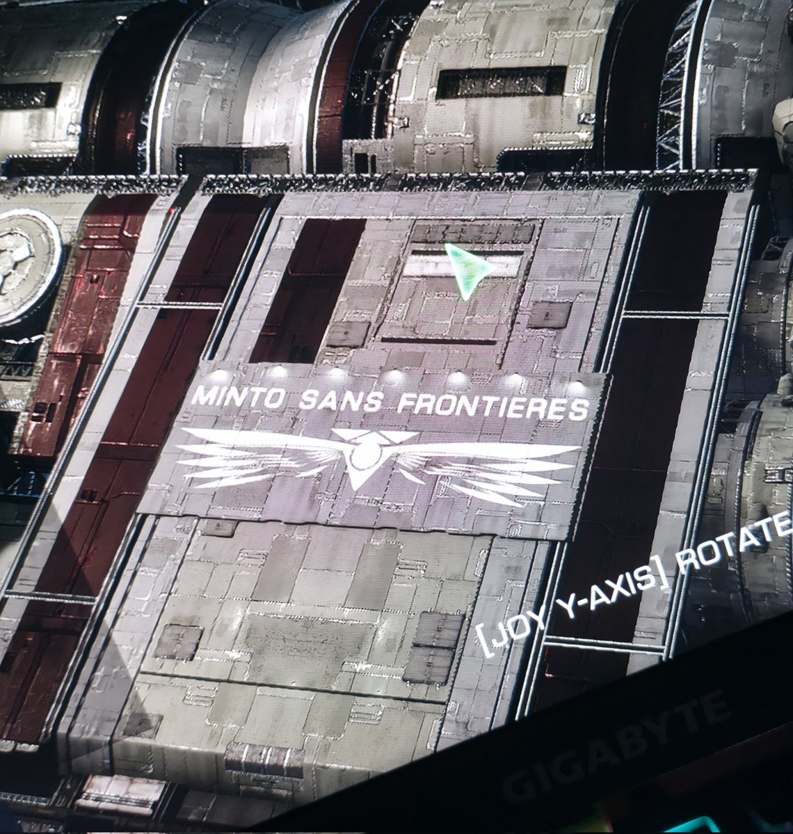 PhilThisSpacee's tweet photo. Got my fleet carrier today on Elite Dangerous, named it after Minto #ミント心霊写真 https://t.co/UfSV8pMC5d